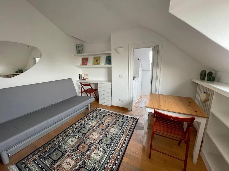 밀라노 Tortona Tiny Attic Directly Connected To Duomo 아파트 외부 사진